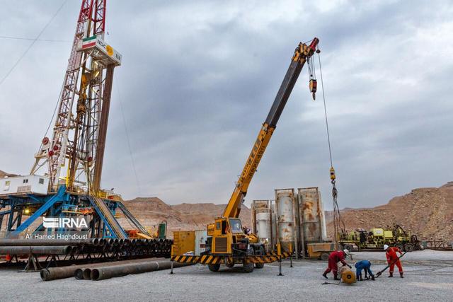 جذب سرمایه گذاری خارجی ۴۰۰ میلیون دلاری حوزه نفت در خوزستان