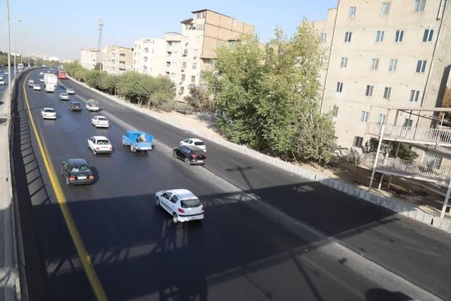 پروژه تعریض آزادراه کرج - قزوین زیر بارترافیک رفت