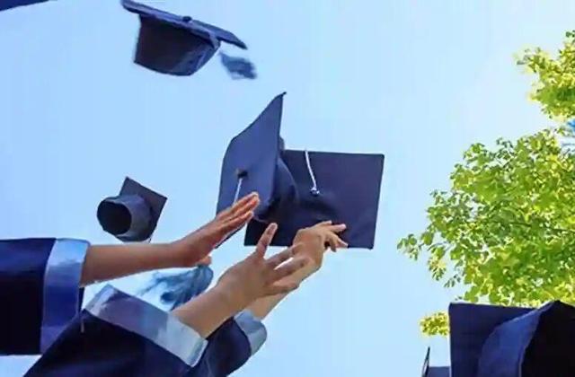 کارفرمایان در صورت جذب نخبگان تسهیلات ویژه قرض الحسنه دریافت می کنند