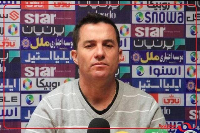 اوسمار ویه‌را، سرمربی پرسپولیس در نشست خبری قبل از بازی با استقلال خوزستان: تمام تمرکزم روی تیم خودم است