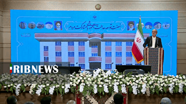 مشکلات حوزه آموزش با نگاه کارشناسی قابل حل است