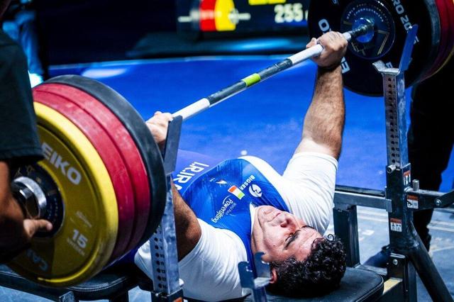 آغاز مسابقات پاراوزنه برداری غرب کشور در کرمانشاه