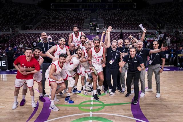 آغاز اردوی تیم ملی بسکتبال ایران با ۲۱ بازیکن