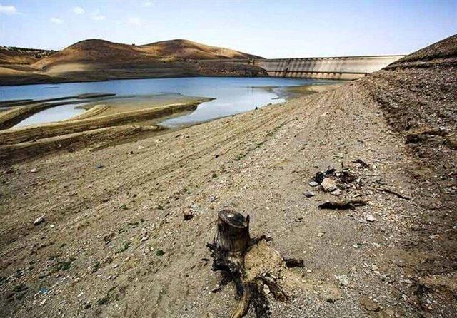 اعلام رسمی وضعیت قرمز ذخایر آبی تهران/ آب در پایتخت جیره‌بندی می‌شود؟