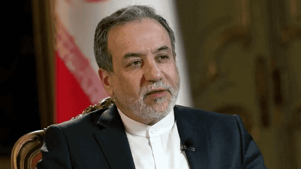 عراقچی: نباید منتظر رفع تحریم ماند؛ مسیرهای دیگر را باز می‌کنیم