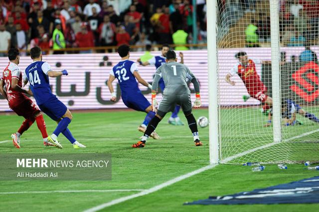 استقلال برای دیدار با پرسپولیس کوه انگیزه است/ توصیه به سرمربی جدید