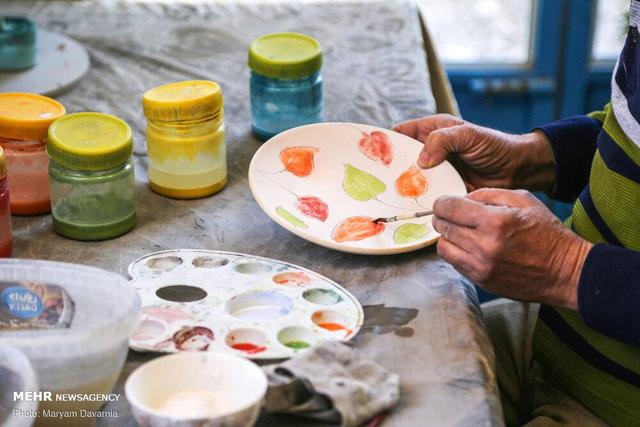 کرمی: ۱۱۷ فقره تسهیلات اشتغال‌زایی به مددجویان زنجانی پرداخت شده است