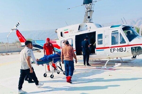 نجات جان دو بیمار بدحال توسط بالگرد اورژانس هوایی بستک