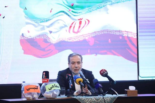 متن و حاشیه حضور وزیر خارجه در دانشگاه بوعلی سینا