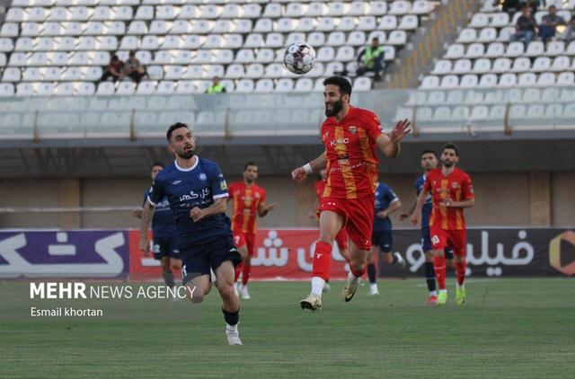 فولاد و پیکان؛ تقابل تیم‌هایی با خاطرات دور از پیروزی