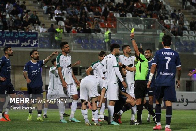 لیگ برتر فوتبال - گل گهر و ذوب آهن اصفهان