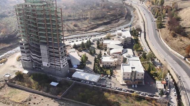 روایت برج معطل دانشگاه صنعتی ارومیه؛ از رویای توسعه تا تیرآهن‌های زنگ‌زده