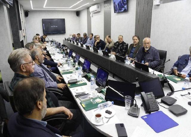 خانه سینما پلی بین صنایع و سرمایه‌گذران برقرار کند/ جایگاه کرمان مطابق ظریفت‌ها نیست 