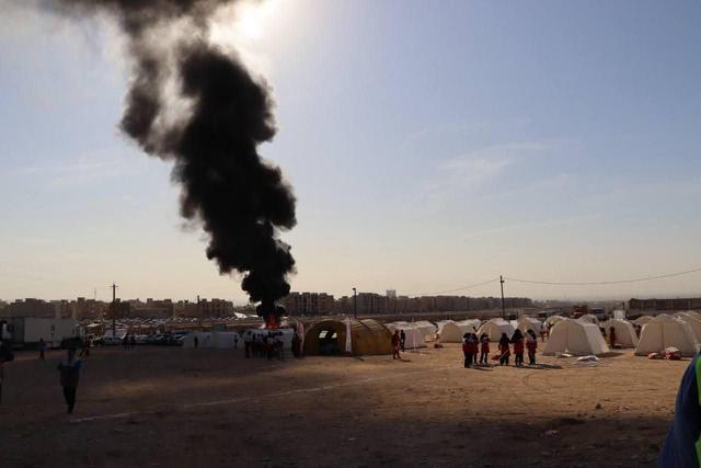 از البرز تا کویر ایستاده و همدل