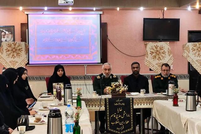 فرمانده سپاه خراسان جنوبی: جایگاه متعالی زن در اسلام به نسل جوان منتقل شود