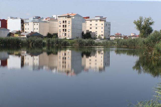 کشتی تفریحی با ۱۳۰ میلیارد ریال سرمایه گذاری در تالاب عینک رشت راه اندازی می شود