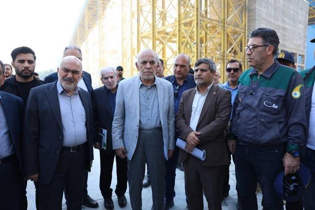 نماینده رییس جمهور: بندر امام، موتور محرک توسعه دریامحور و تامین کالای اساسی کشور است