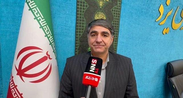 ۱۴۰ معلم هر روز فاصله ۱۲۰ کیلومتری یزد تا بافق را برای تدریس طی می‌کنند+فیلم