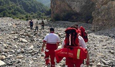 سقوط پاراگلایدر در منطقه جنگلی سوردار نور