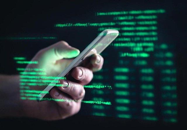 رئیس پلیس فتا آذربایجان‌شرقی: مراقب تماس‌ها و پیامک‌های جعلی با عنوان "برنده شدن" باشید