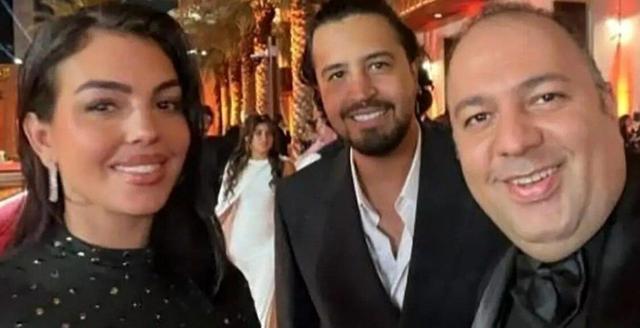 ببینید | واکنش نرگس محمدی به عکس شوهرش با زن رونالدو