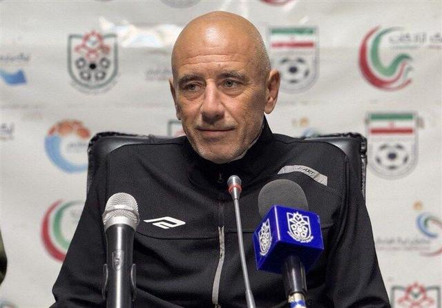 مربی تراکتور: برای شکست خیبر باید از هر نظر آماده باشیم/ نمایشی در شأن تراکتور ارائه می‌کنیم