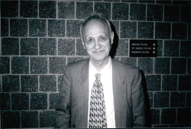 شب عبدالحسین زرین کوب در دانشگاه تهران برگزار می‌شود