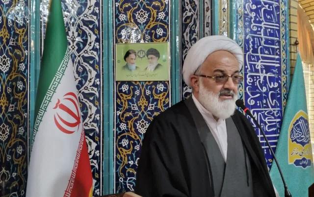 امام جمعه آرادان: «مرگ بر آمریکا» شعار استراتژیک نظام است