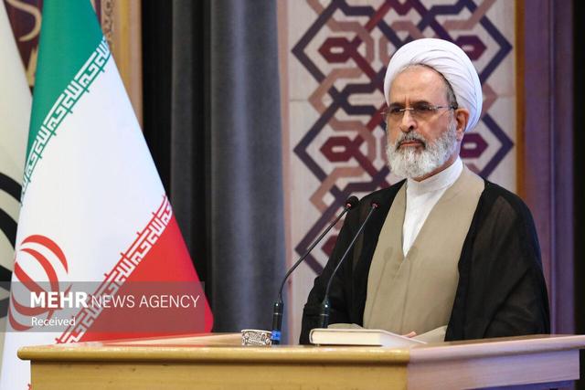 آیت‌الله اعرافی: هجمه‌های سنگین علیه محور مقاومت بی‌اثر ماند