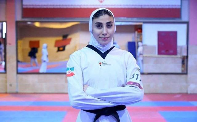 ماجرای زندانی شدن ناهید کیانی بعد از حذف از مسابقات قهرمانی جهان چه بود؟