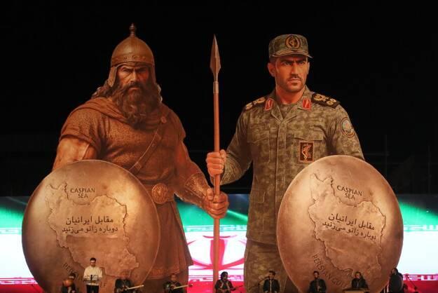 عکس/ اختتامیه پویش «در مقابل ایران دوباره زانو می‍زنید»