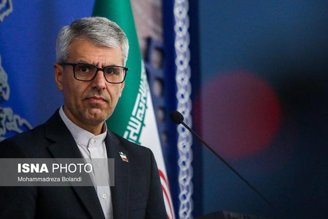 حضور بقائی در مراسم یادبود خلبان لوتر یادگاری