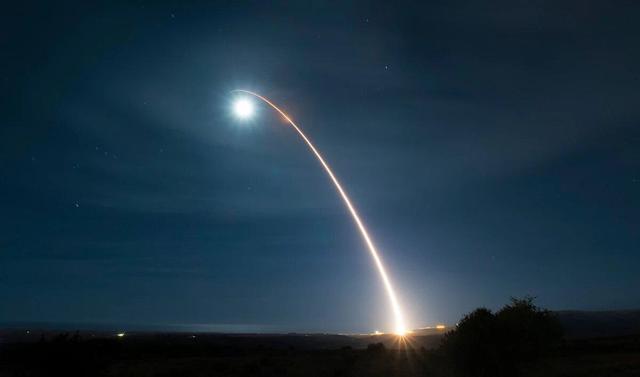 اولین موشک میان برد ترکیه به میدان آمد