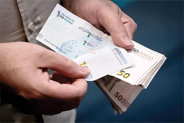 واریز یارانه به حساب کودک یا نوجوان تحت سرپرستی، غیر قانونی است/ یارانه باید به حساب سرپرست واریز شود