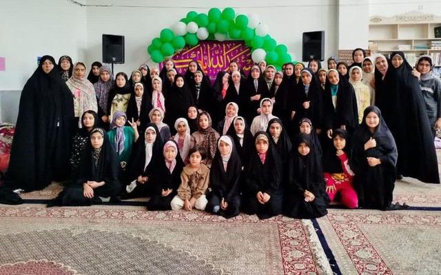 دختران مهرگان یک شب مهمان مسجد المهدی(عج)