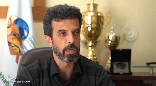 گزارشگر بازی پرسپولیس: پرسپولیسی‌ها گفتند تو مدافع ما را خراب کردی/ آنهایی که به خانواده‌ام توهین کردند را به خدا واگذار می کنم