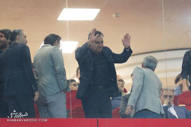 تغییرات مدیریتی جدید در استقلال؛ تاجرنیا زیر بار مدیرعاملی نمی رود