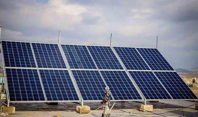سرمایه‌گذار برای تولید ۱۱۰ مگاوات برق خورشیدی در هرمزگان جذب شد