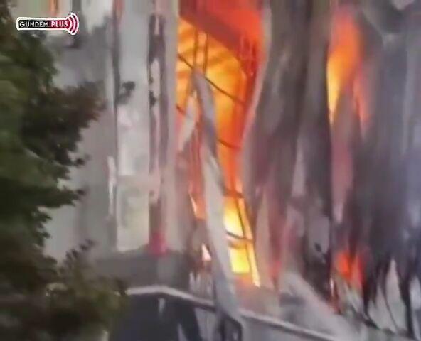 آتش‌سوزی انبار لوازم آرایشی در ترکیه با ۵ کشته