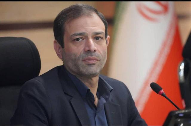 قاسم‌پور: ساماندهی دست‌فروشان نیازمند نگاه انسانی و برنامه‌ریزی شهری است