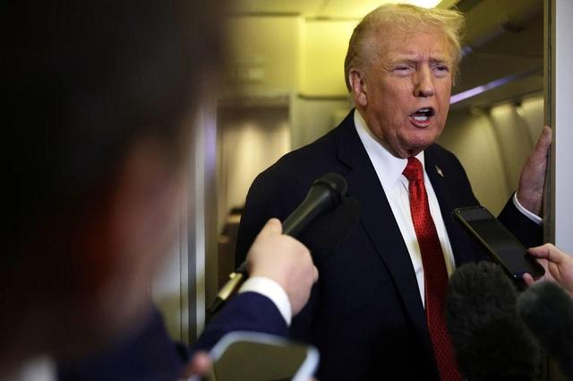 ترامپ خواستار لغو بیمه درمان دوره اوباما برای اقشار کم‌درآمد شد