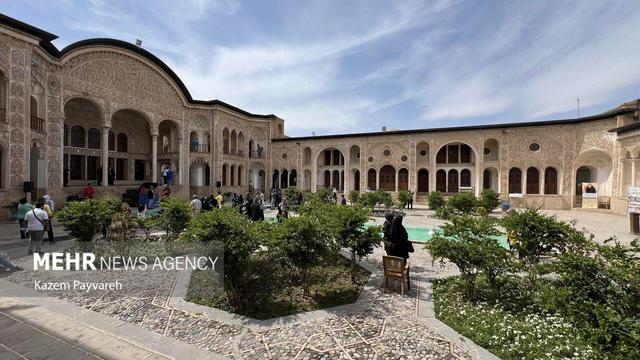 حجاب در معماری خانه‌های تاریخی کاشان