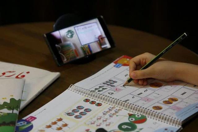 کلاس‌های غیرحضوری خوزستان باید از ساعت ۹ تا ۱۵ برقرار باشند