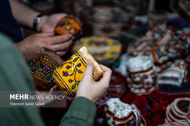 هنر ایرانی در نمایشگاه ملی صنایع دستی کرمان به نمایش در آمد