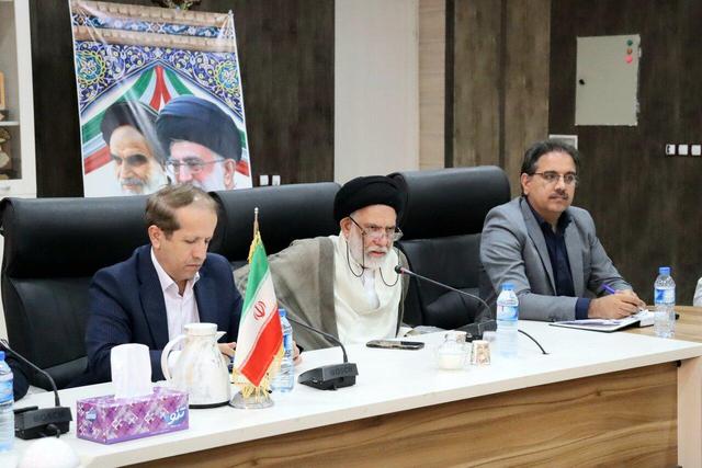 امام‌جمعه دیر: دانش با پیوند اخلاق و ایمان به ارزش حقیقی می‌رسد