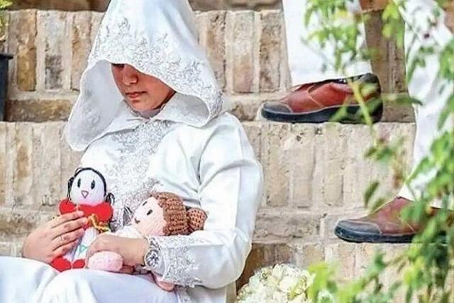 هزارش ماتم و یک دم عروسی