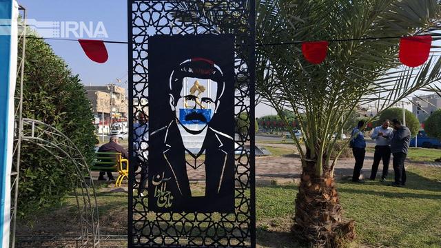المان یادبود شهید دریاقلی سورانی، منجی آبادان در سه منطقه شهری نصب شد