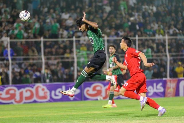 فیلم| لحظات شادی‌ بازیکنان خیبر پس از پیروزی مقابل تراکتور