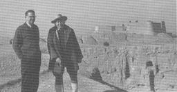 می‌خواهم کنار زاینده‌رود دفن شوم/ ایرانیان عرب نیستند