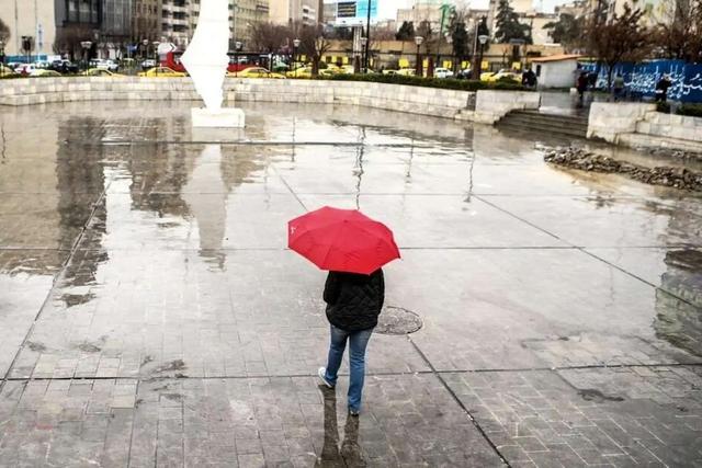 هواشناسی: هفته آینده یک موج بارشی از کشور گذر می‌کند